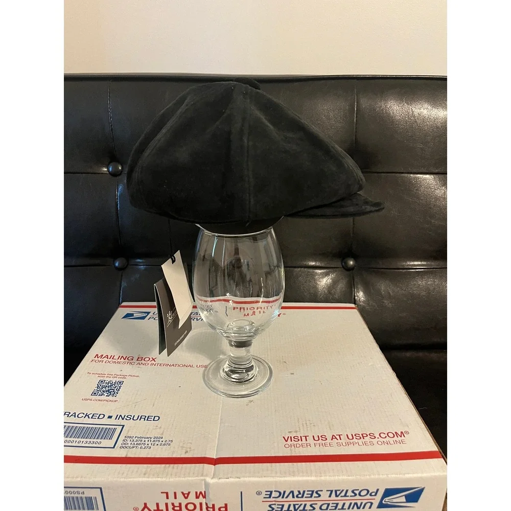 Goorin Bros Ruthy Black Genuine Suede Newsboy Hat NWT‎